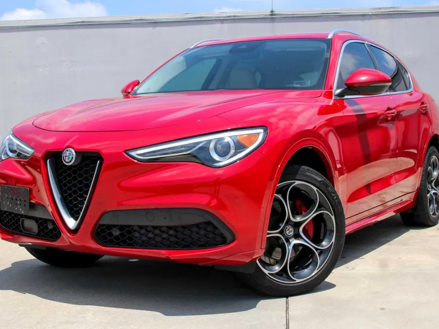 2020 Alfa Romeo Stelvio Ti photo 1