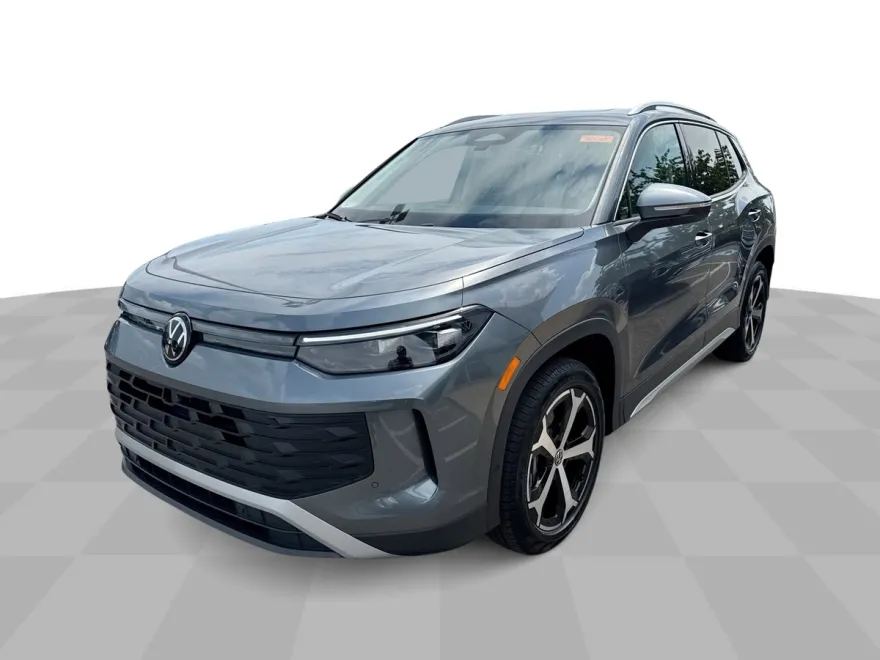 2025 Volkswagen Tiguan SE photo 1