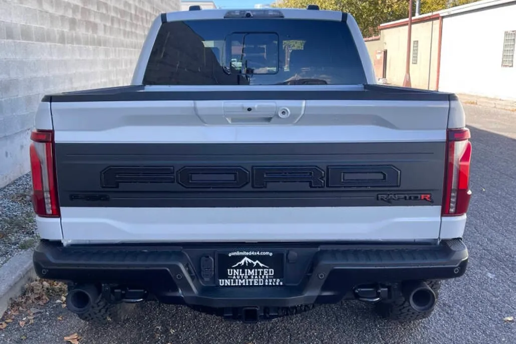 2025 Ford F-150 Raptor photo 1