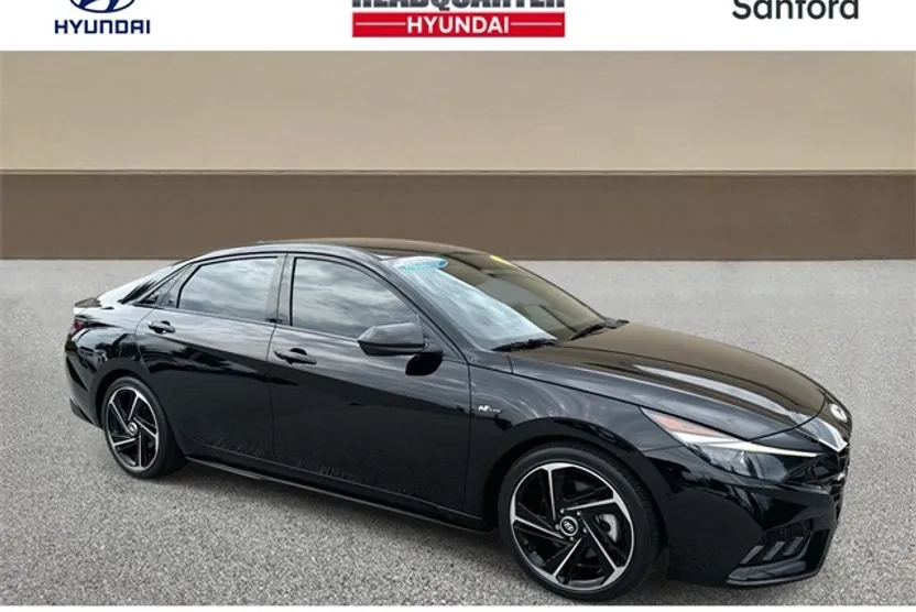 2022 Hyundai Elantra N Line photo 1