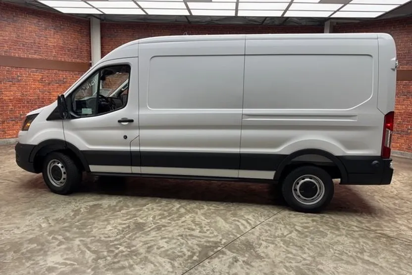 2025 Ford Transit Cargo Van photo 1