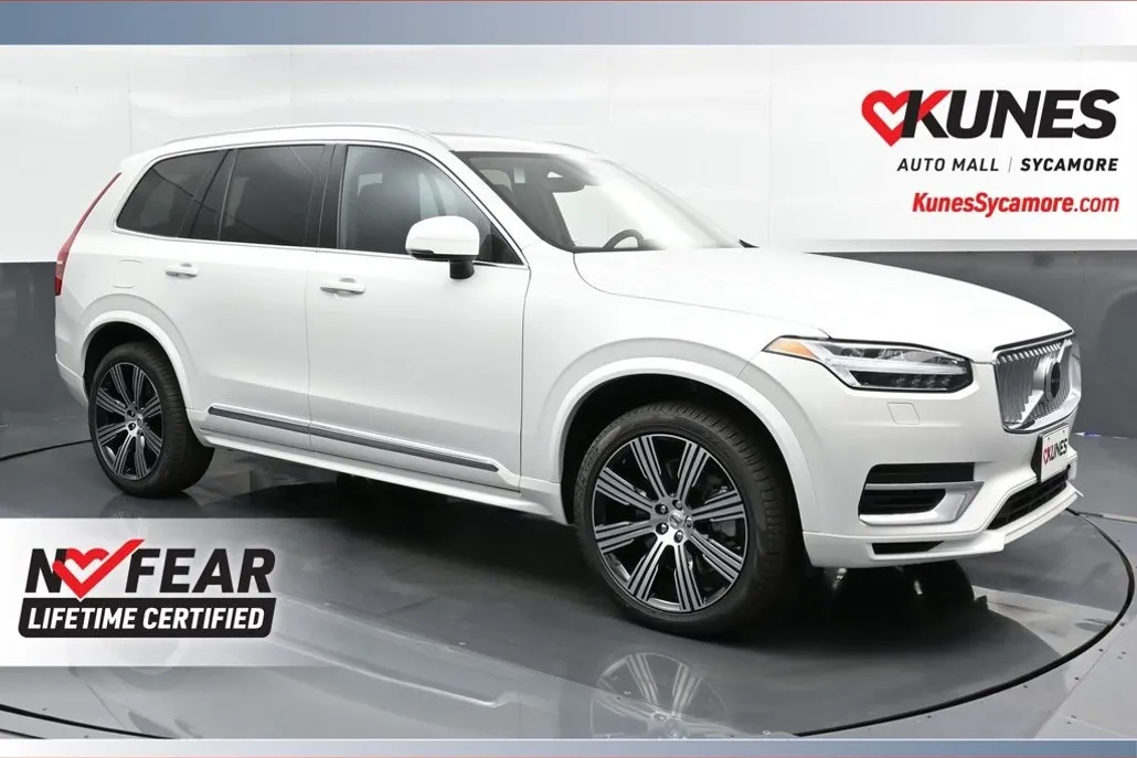 2025 Volvo XC90 T8 Core photo 1