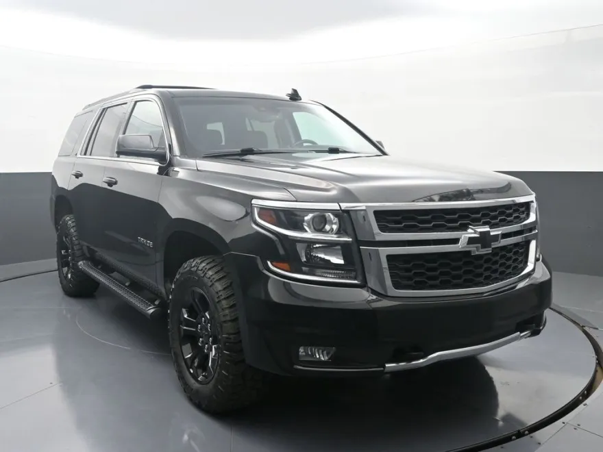 2018 Chevrolet Tahoe LT photo 1