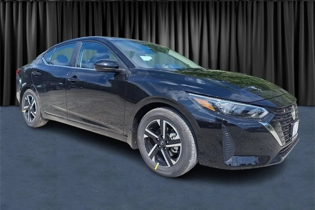 2025 Nissan Sentra SV photo 1
