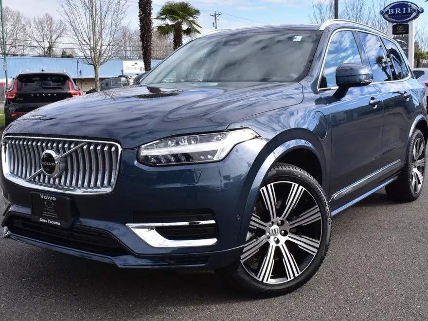 2024 Volvo XC90 T8 Ultimate photo 1