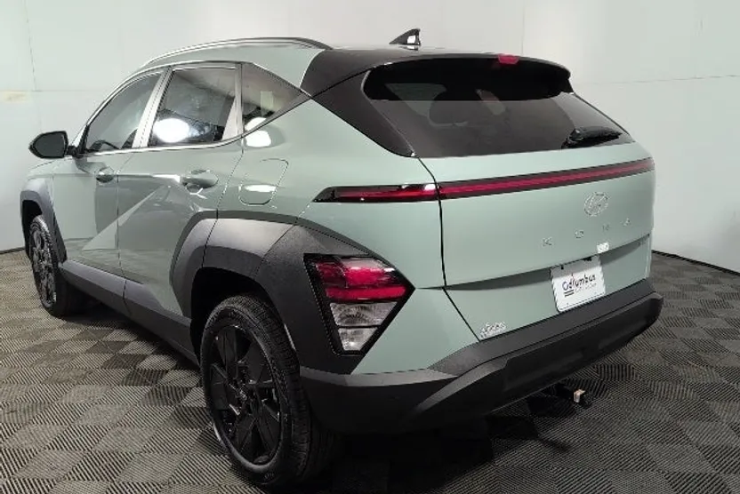 2026 Hyundai Kona SEL photo 1