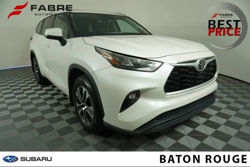 2020 Toyota Highlander XLE photo 1