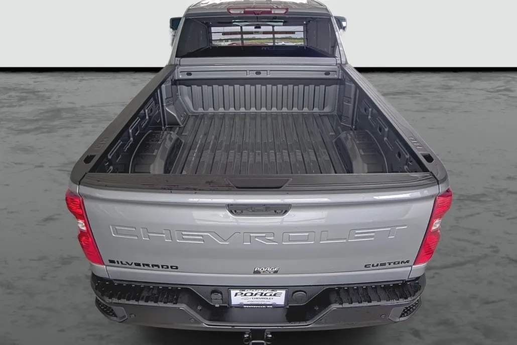 2025 Chevrolet Silverado 2500HD Custom photo 1