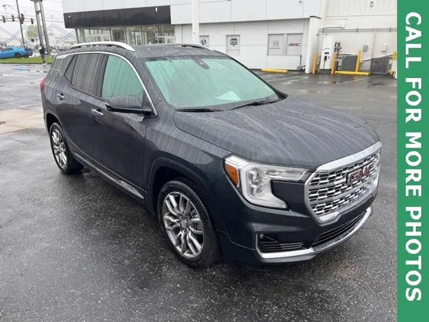 2022 Gmc Terrain Denali photo 1