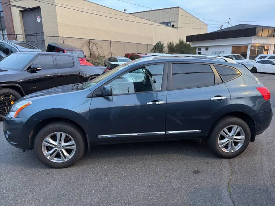 2013 Nissan Rogue S photo 1