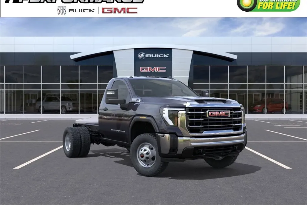 2025 Gmc Sierra 3500 HD Pro photo 1