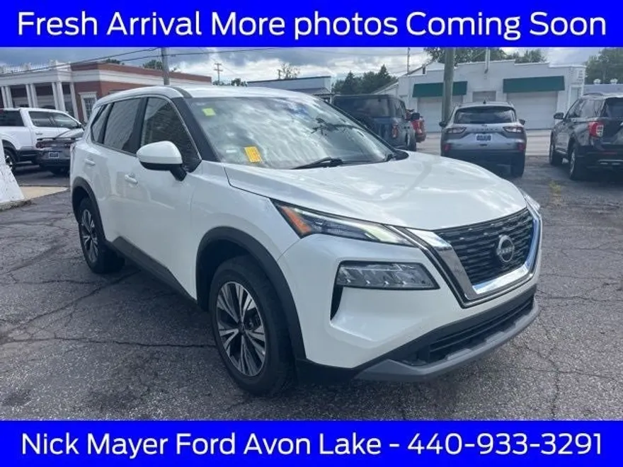 2023 Nissan Rogue SV photo 1