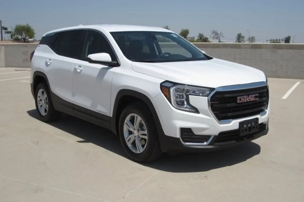 2024 Gmc Terrain SLE photo 1