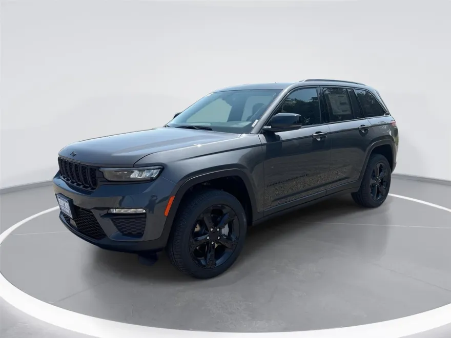 2025 Jeep Grand Cherokee Limited photo 1