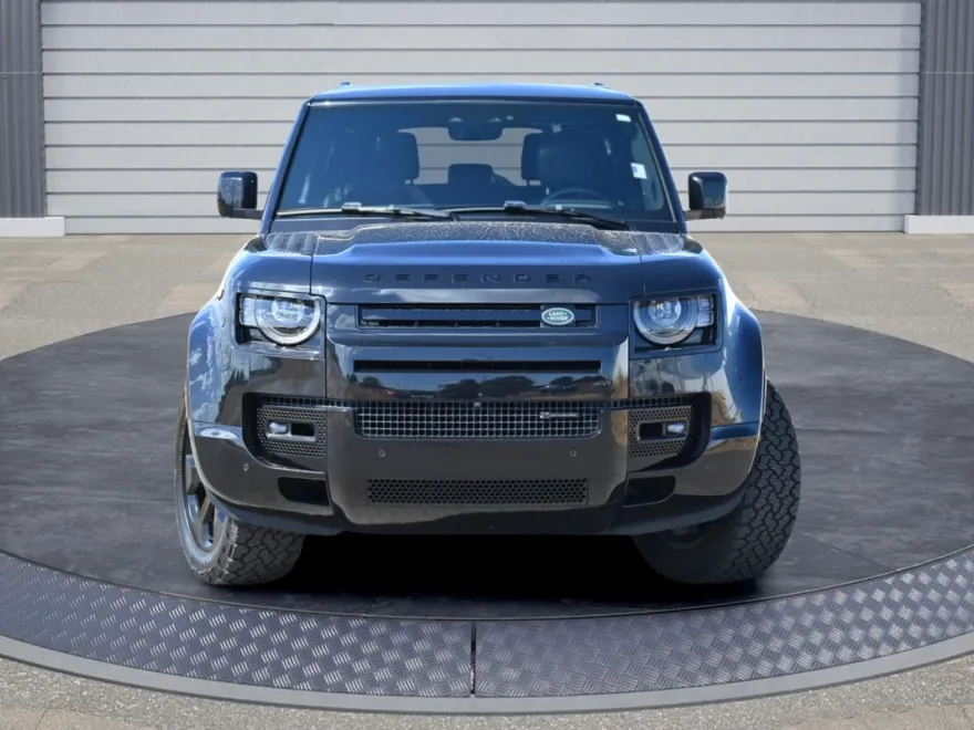 2022 Land Rover Defender 90 X-Dynamic HSE photo 1