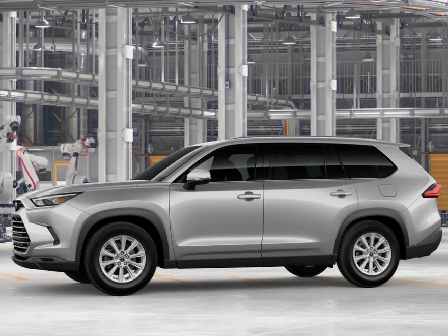 2026 Toyota Highlander Hybrid XLE photo 1
