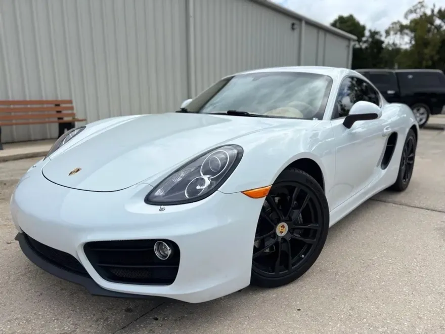 2016 Porsche Cayman photo 1
