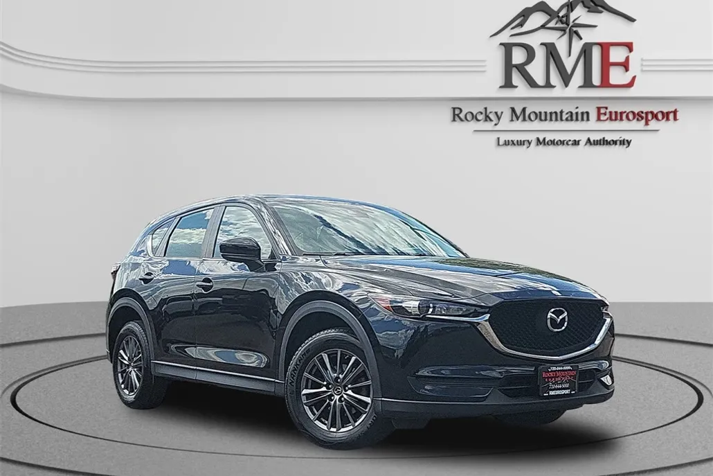 2017 Mazda CX-5 Sport photo 1