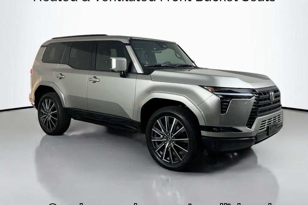 2024 Lexus GX 550 Luxury photo 1