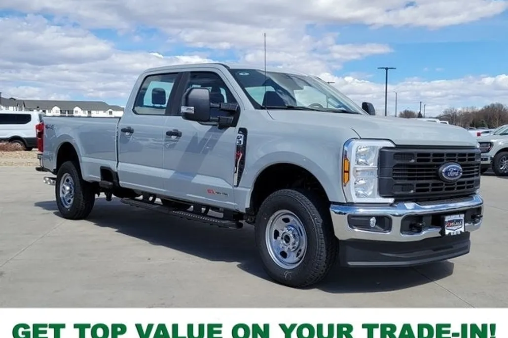 2025 Ford F-350 photo 1