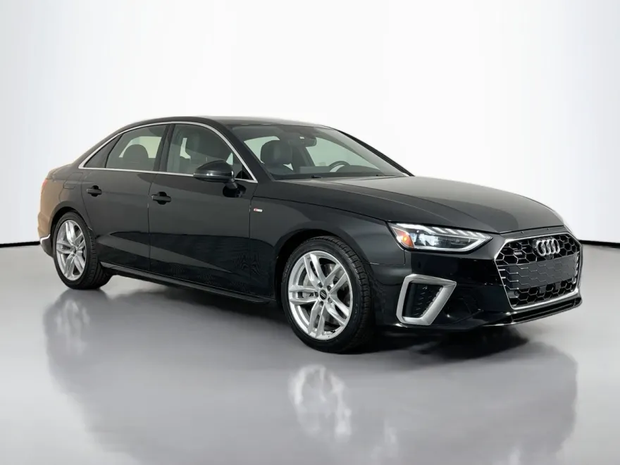2024 Audi A4 S line Premium Plus photo 1
