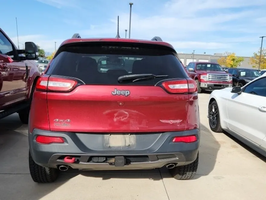 2016 Jeep Cherokee Trailhawk photo 1