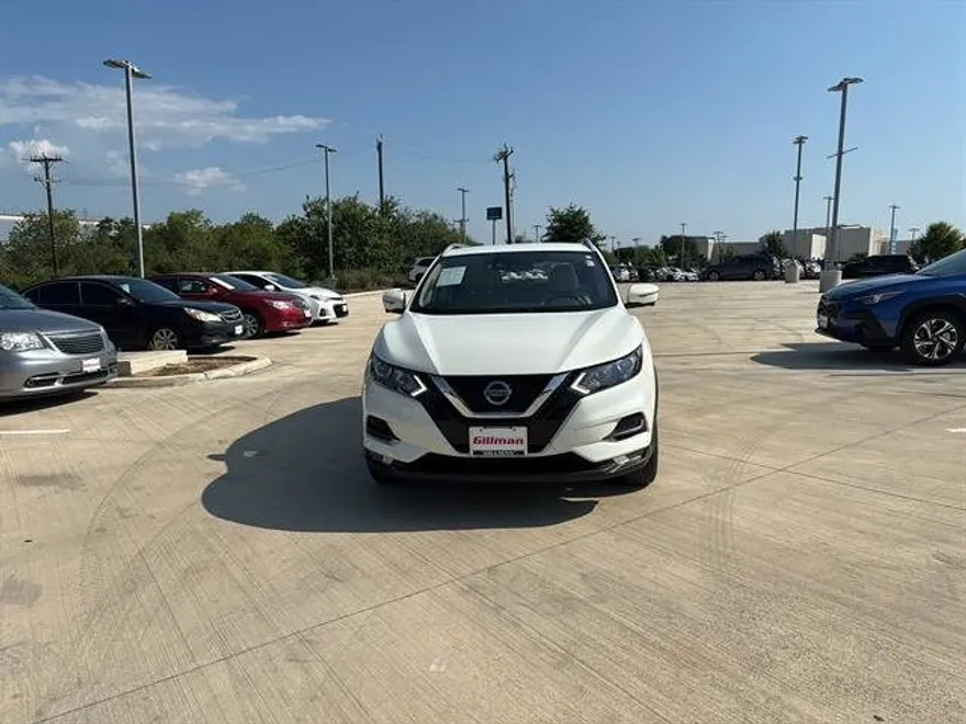 2021 Nissan Rogue Sport SV photo 1