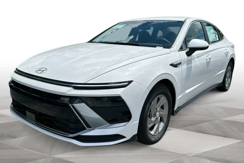 2026 Hyundai Sonata SE photo 1