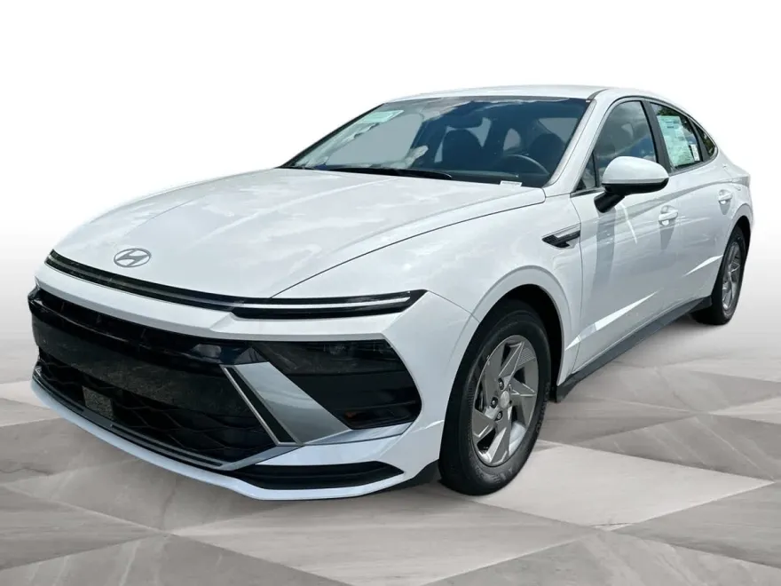 2026 Hyundai Sonata SE photo 1