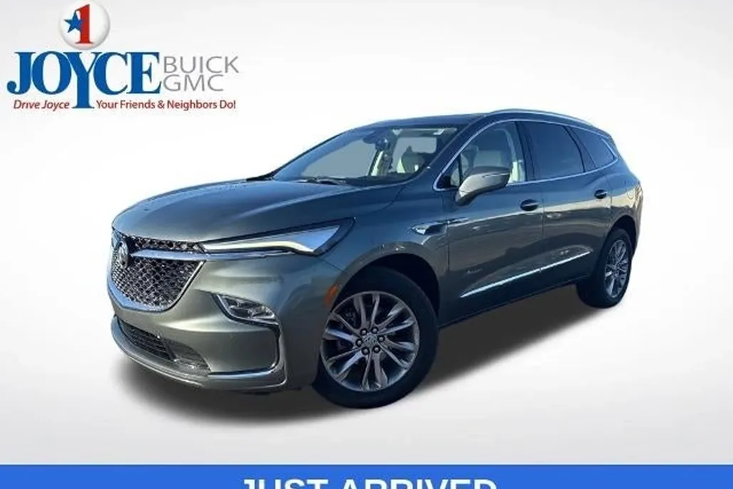 2023 Buick Enclave Avenir photo 1