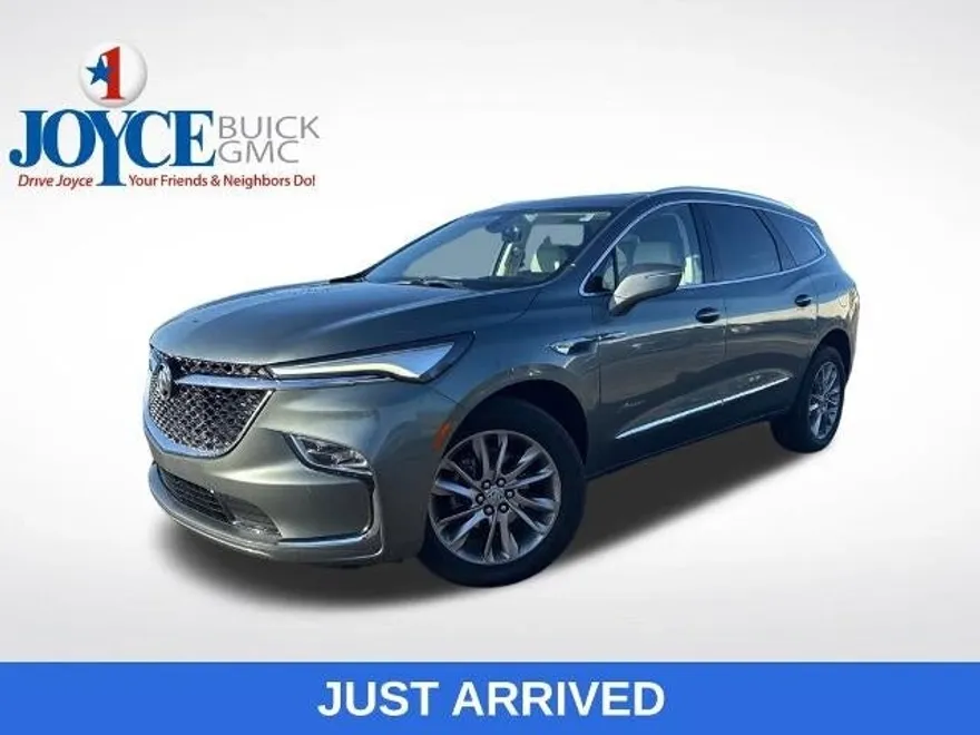 2023 Buick Enclave Avenir photo 1