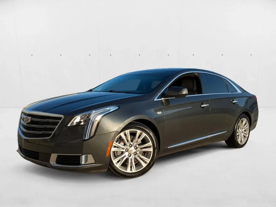2019 Cadillac XTS Luxury photo 1