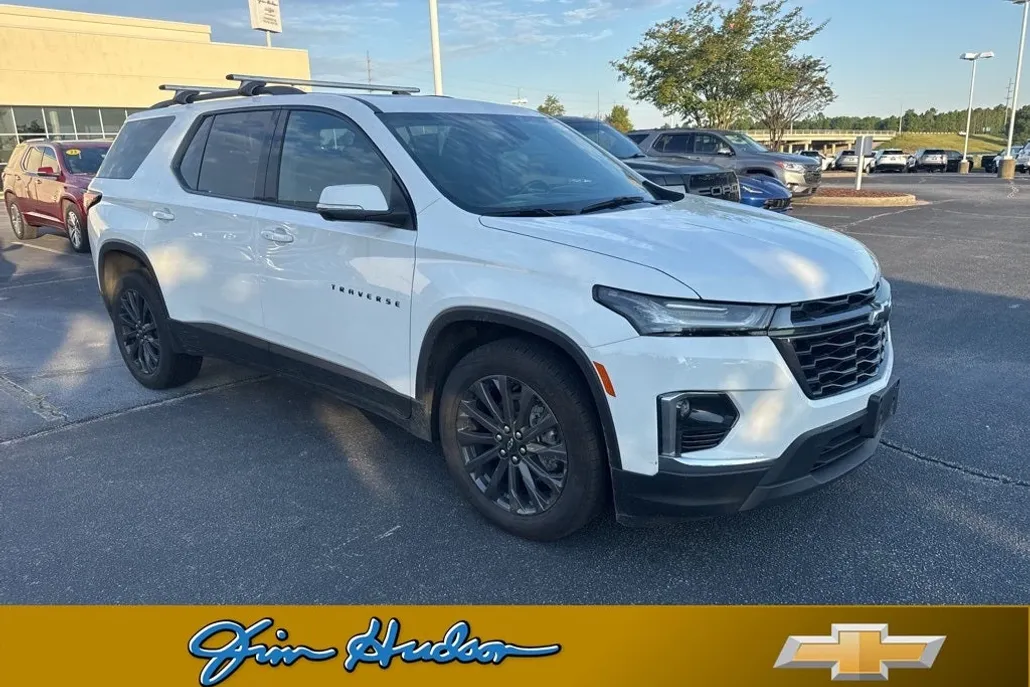 2023 Chevrolet Traverse RS photo 1