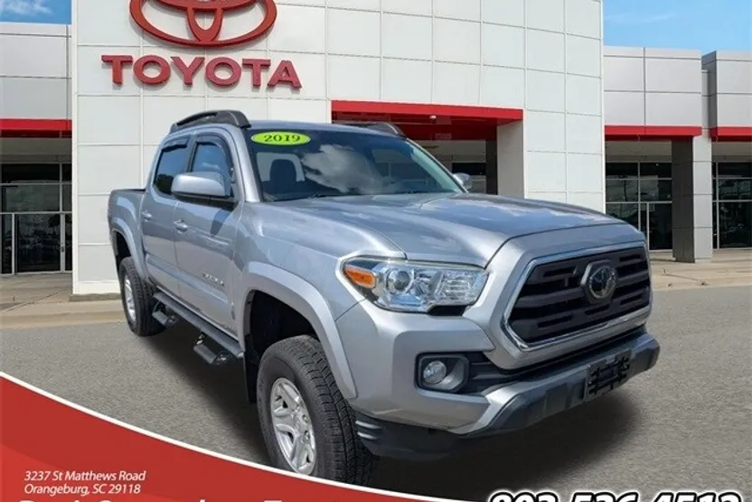 2019 Toyota Tacoma SR5 photo 1