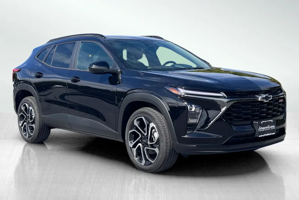 2025 Chevrolet Trax photo 1