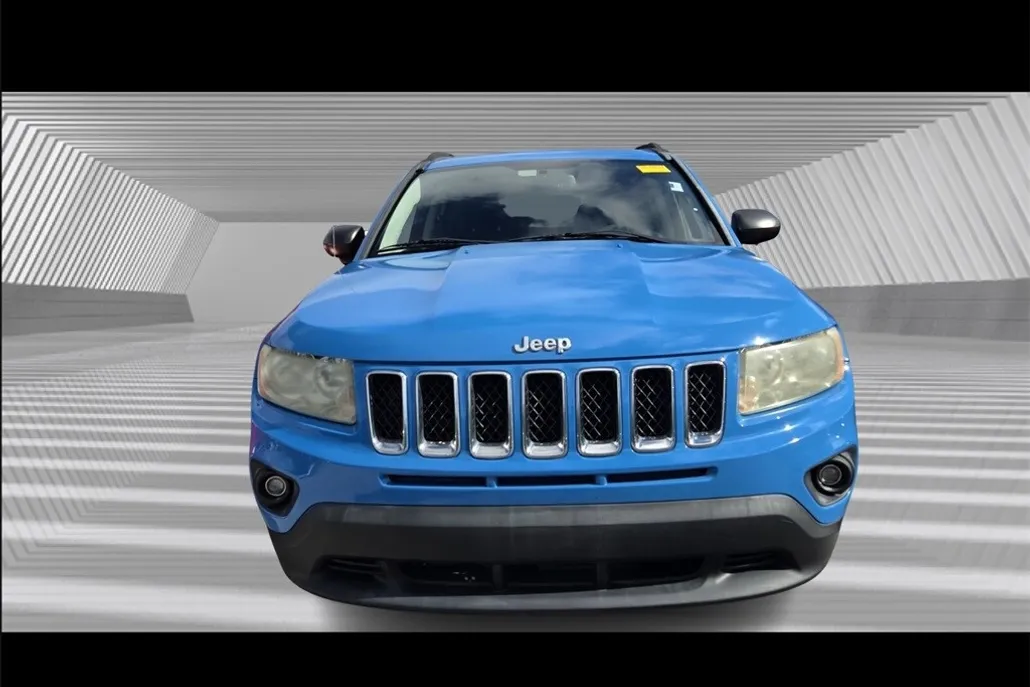 2011 Jeep Compass Base photo 1