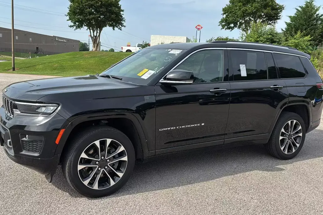 2021 Jeep Grand Cherokee Overland photo 1
