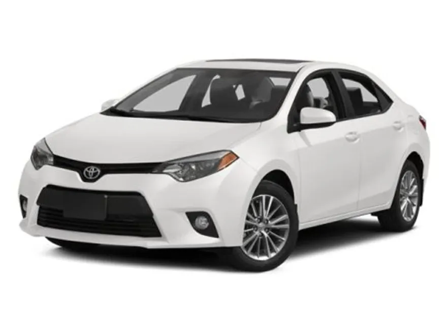 2014 Toyota Corolla LE photo 1