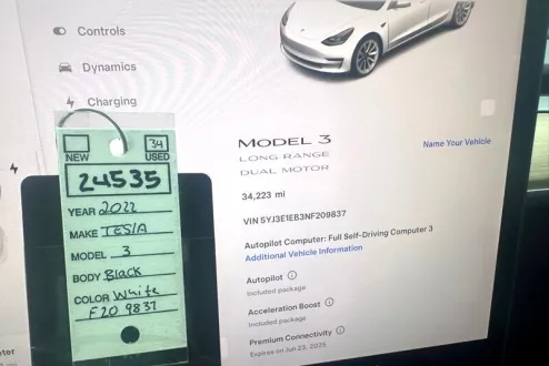 2022 Tesla Model 3 Long Range photo 3