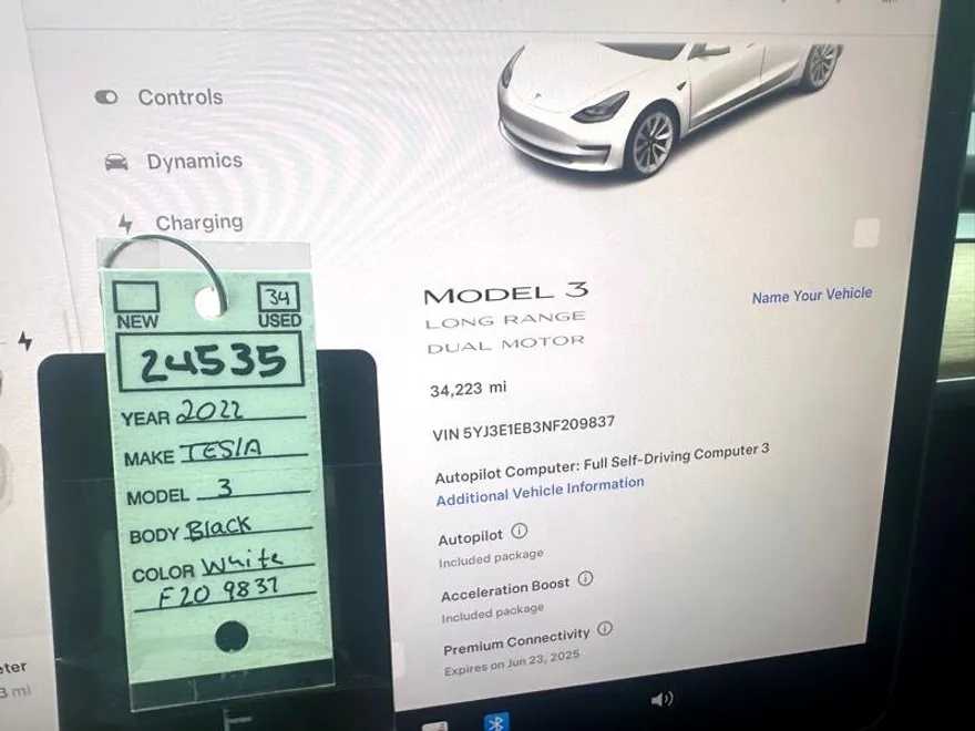 2022 Tesla Model 3 Long Range photo 3