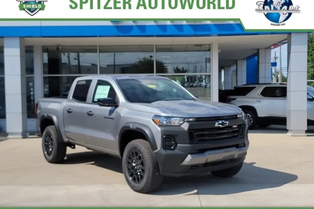 2026 Chevrolet Colorado Trail Boss photo 1