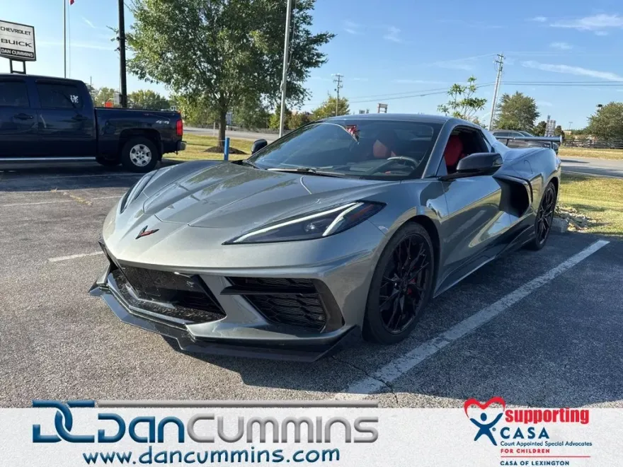 2023 Chevrolet Corvette Stingray 2LT photo 1