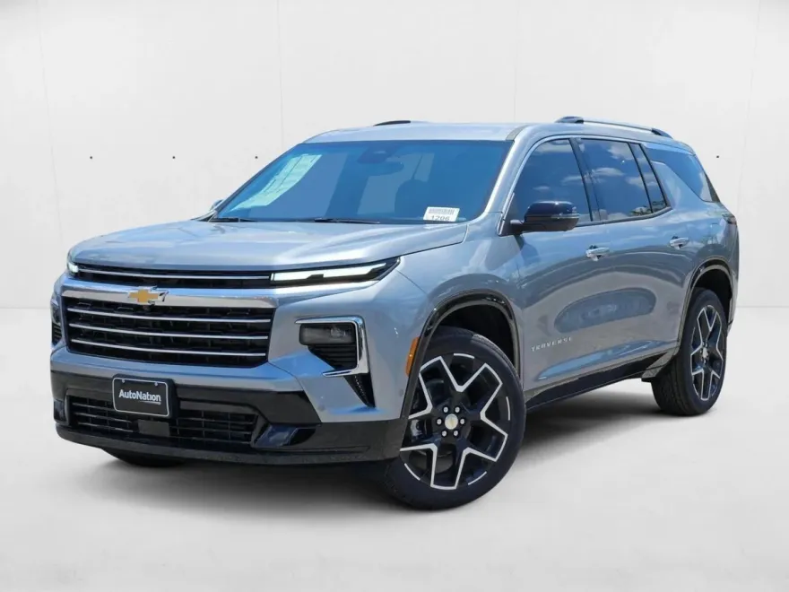 2025 Chevrolet Traverse High Country photo 1