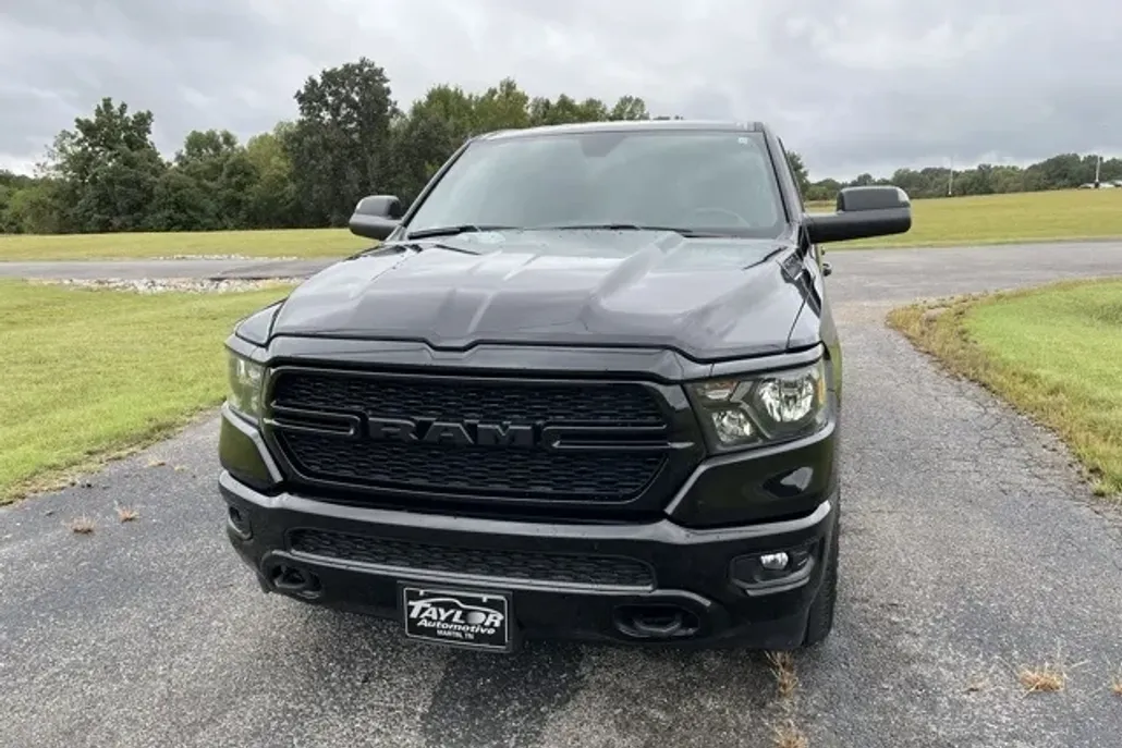 2024 Ram 1500 Tradesman photo 1