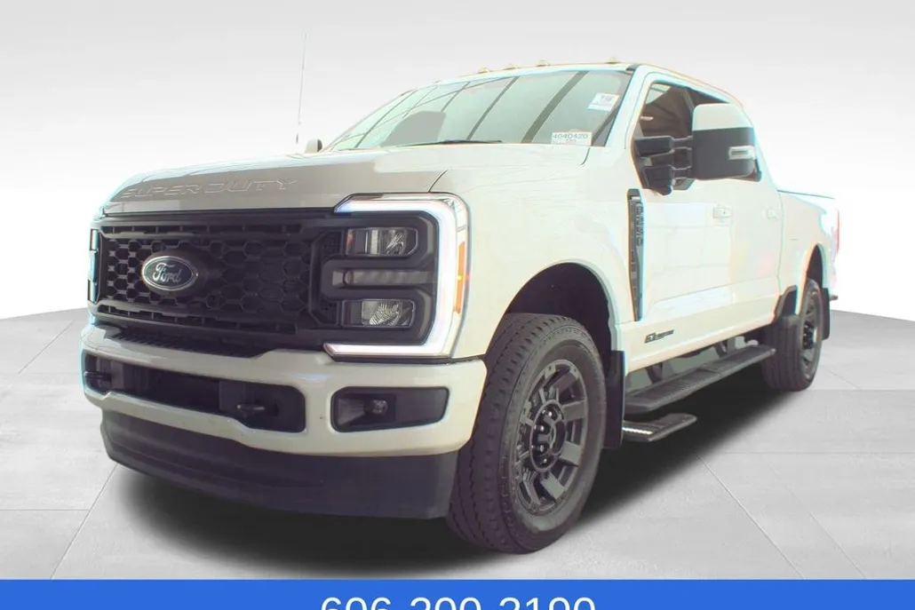 2023 Ford F-250 photo 1