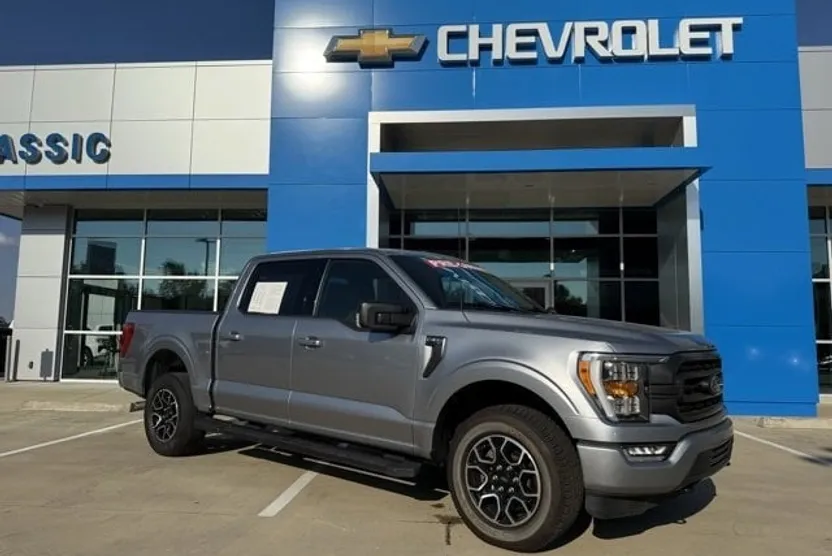2023 Ford F-150 XL photo 1