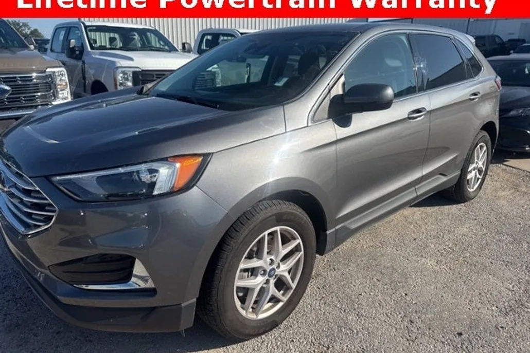 2022 Ford Edge SEL photo 1