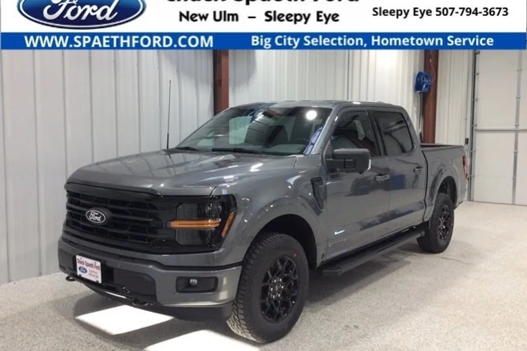 2025 Ford F-150 XLT photo 1