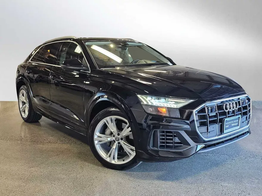 2019 Audi Q8 Prestige 55 photo 1