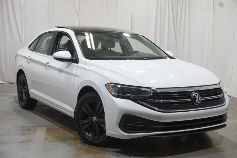 2024 Volkswagen Jetta 1.5T SE photo 1